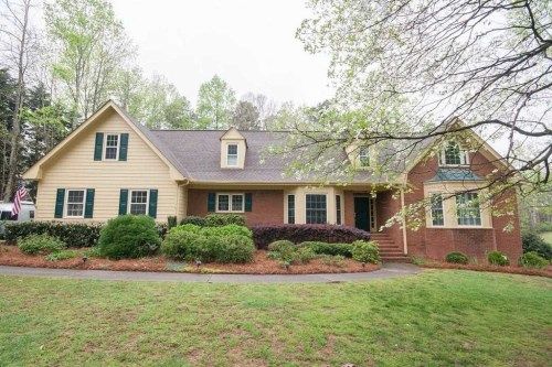 3380 Woodward Ct, Buford, GA 30519