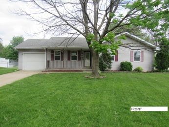 204 Hickory Ln, Momence, IL 60954