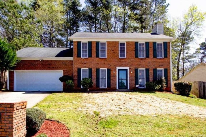 652 Fair Harbor Dr, Lithonia, GA 30058