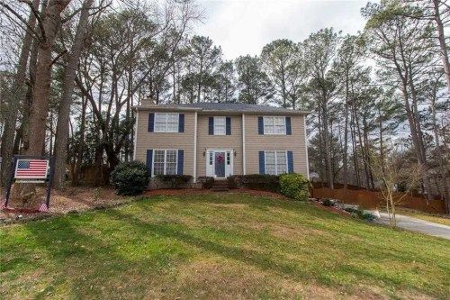 1715 Spindle Top Ct, Lilburn, GA 30047