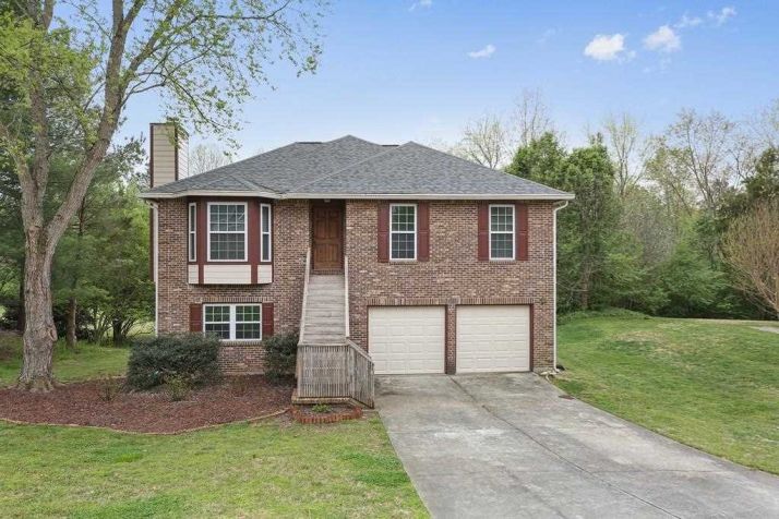 10690 Willow Meadow Circle, Alpharetta, GA 30022