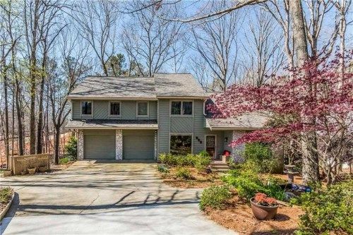 555 Woodman Place, Roswell, GA 30076