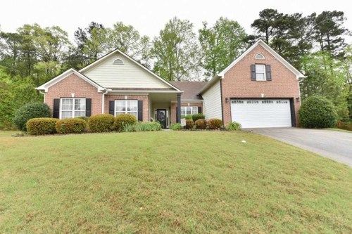 1037 Creekshire Way, Lawrenceville, GA 30043