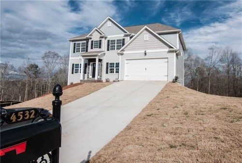 4540 White Horse Dr, Braselton, GA 30517