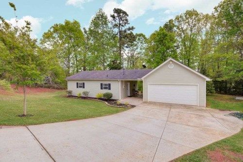 5080 Truman Mountain Rd, Gainesville, GA 30506