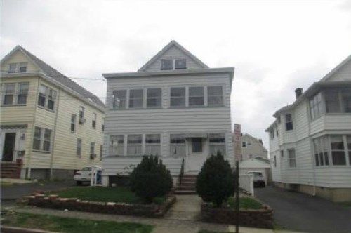 33 Curtis St, Bloomfield, NJ 07003