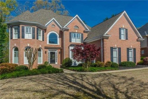 9380 Stoney Ridge Ln, Alpharetta, GA 30022