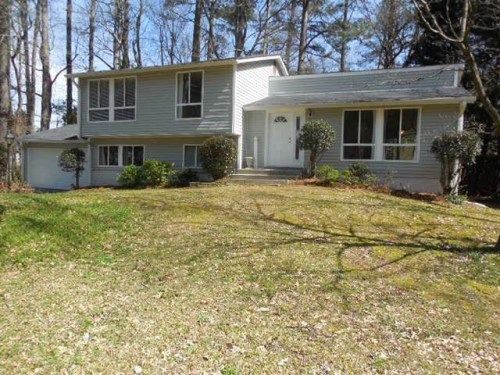 410 N Pond Trl, Roswell, GA 30076