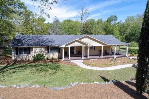 2365 Rosebud Rd, Grayson, GA 30017