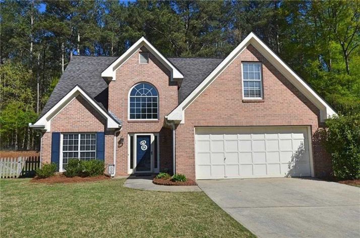 235 Ivy Creek Dr, Loganville, GA 30052