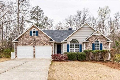 243 Stonemont Ct, Douglasville, GA 30134