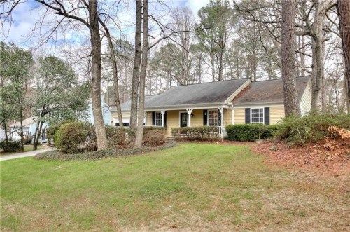 775 Crab Orchard Dr, Roswell, GA 30076