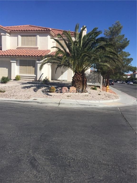 8402 Canvas Vest Court, Las Vegas, NV 89113