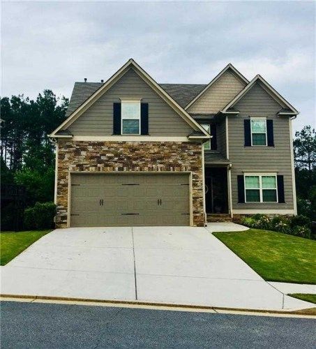 332 Fieldstone Ln, Dallas, GA 30132