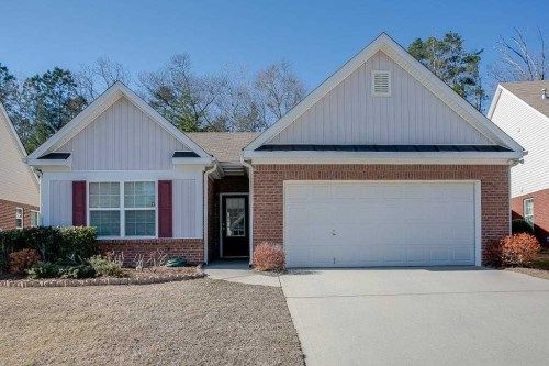 5537 Ashmoore Ct, Flowery Branch, GA 30542