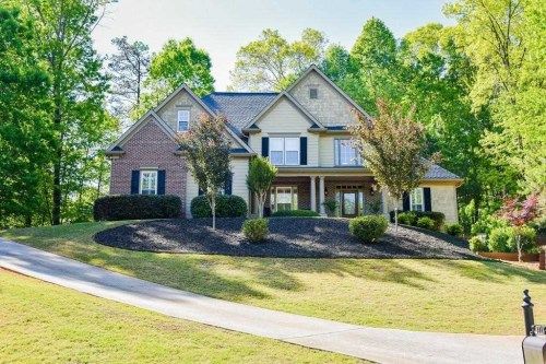 201 Windermere Estates Ct, Canton, GA 30114