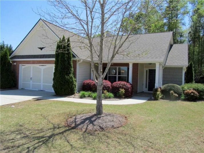 59 Sweet Briar Ln, Jefferson, GA 30549