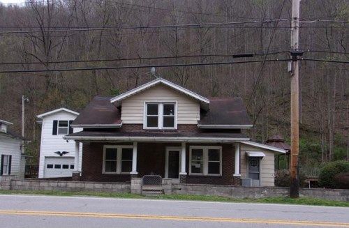 2267 Pond Creek Rd, Mc Andrews, KY 41543