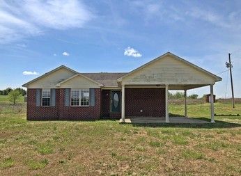 1030 Francis Dr, Whiteville, TN 38075