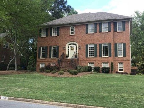 10665 Tuxford Dr, Alpharetta, GA 30022