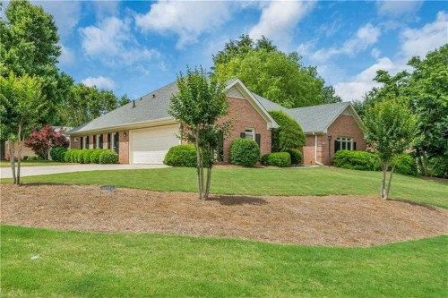 625 Carybell Ln, Alpharetta, GA 30004