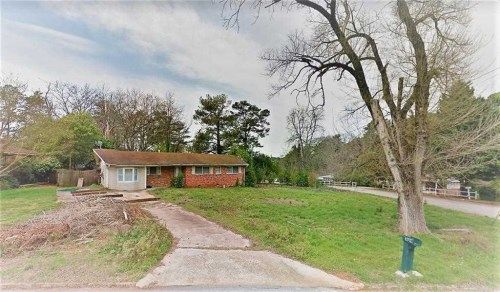 3694 Brookcrest Circle, Decatur, GA 30032