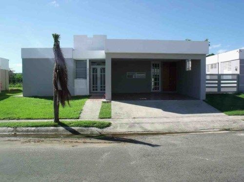 127 J Calle 8, Humacao, PR 00791