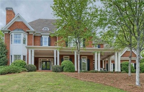 1010 Bedford Gardens Dr, Alpharetta, GA 30022