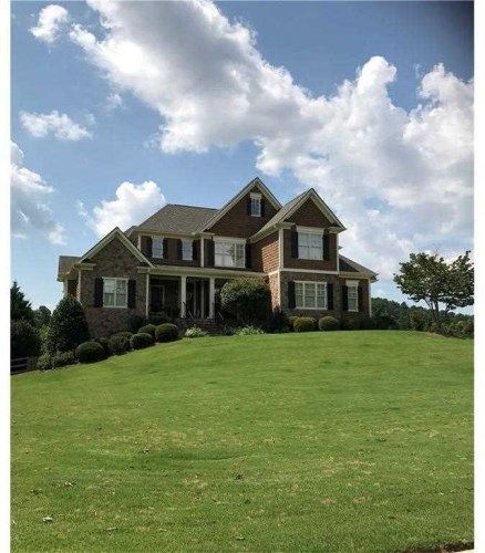 8 Galway Dr, Cartersville, GA 30120