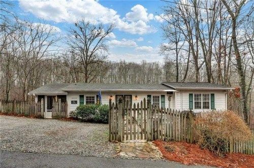 6255 Reives Rd, Cumming, GA 30041