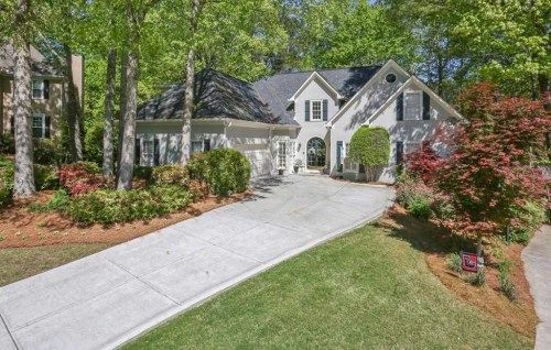 5558 Brookgreen Dr NW, Acworth, GA 30101