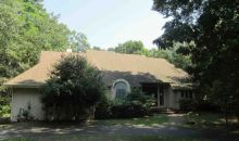 2 Woodlake Ct Medford, NJ 08055