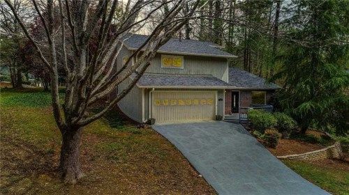 130 Sweetwood Way, Roswell, GA 30076