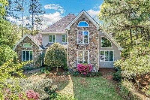 298 Clipper Bay Dr, Alpharetta, GA 30005