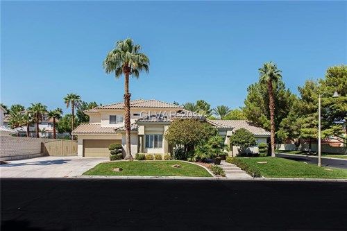 9900 Cozy Glen Circle, Las Vegas, NV 89117