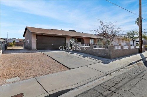 1910 Magic Way, Henderson, NV 89002