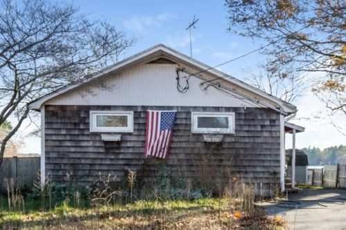 11 Jean St, Hanson, MA 02341