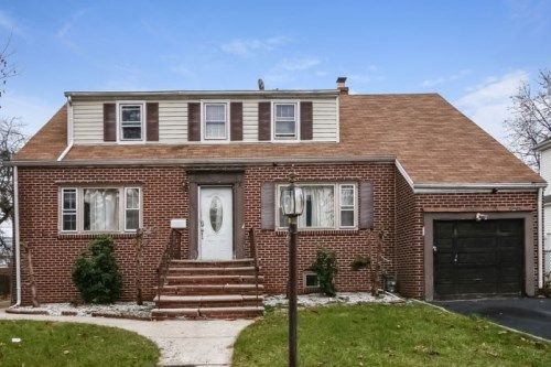 1077 Sterling Rd, Union, NJ 07083