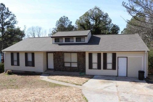 3065 Creel Rd, Atlanta, GA 30349