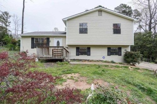 1927 Suwanee Roberts Ct, Lawrenceville, GA 30043