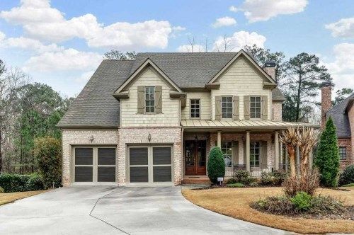 130 Lullwater Ct, Roswell, GA 30075