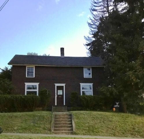 6 Bridge St, Millers Falls, MA 01349