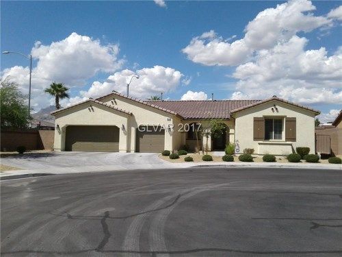 6803 Desert Island Street, Las Vegas, NV 89149