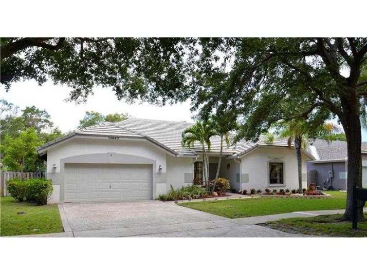 10940 NW 18th Ct, Fort Lauderdale, FL 33322