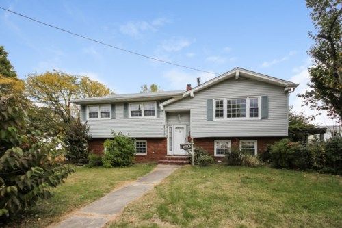 219 N Moetz Dr, Milltown, NJ 08850