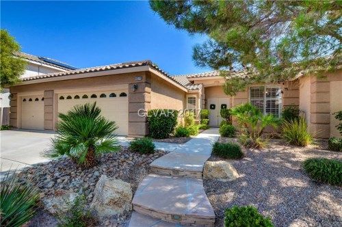 9372 Pinnacle Cove Street, Las Vegas, NV 89123