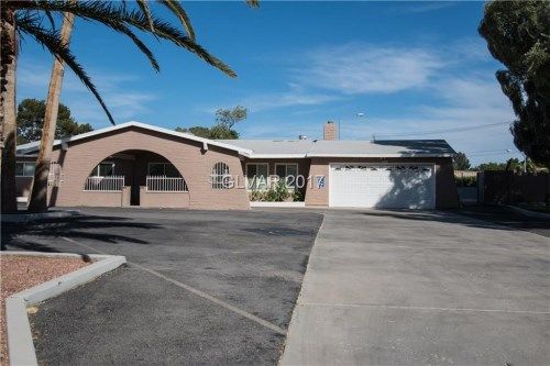 2709 Horseshoe Drive, Las Vegas, NV 89120