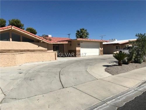 2304 Oakey Boulevard, Las Vegas, NV 89102