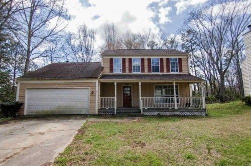 725 Carriage Ct, Lawrenceville, GA 30044