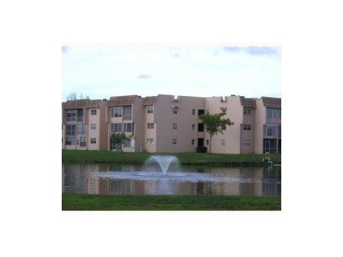 2901 Sunrise Lakes Dr # 303, Fort Lauderdale, FL 33322